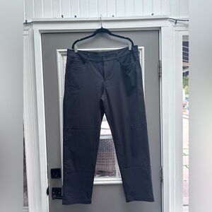 Lululemon ABC straight leg 38/30